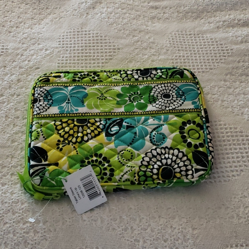Vera Bradley I pad case - Picture 1 of 3